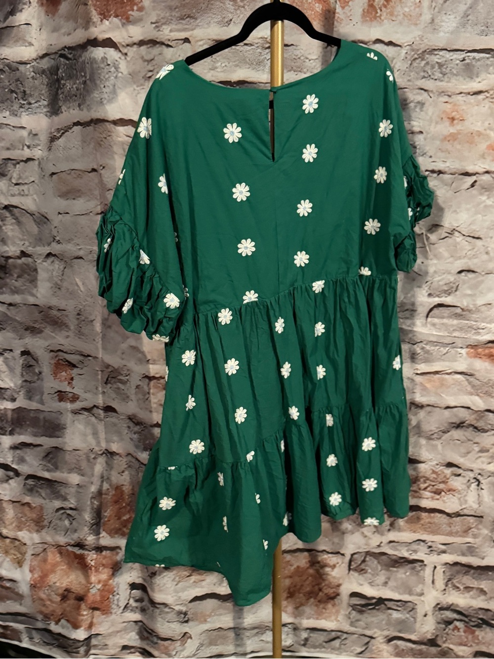 Hayden - Floral Embroidered Puff Sleeve Midi Dress - Green - 1X - Picture 5 of 8